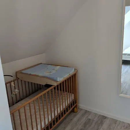 Exklusives Reihenhaus Mit Terrasse Nyaraló